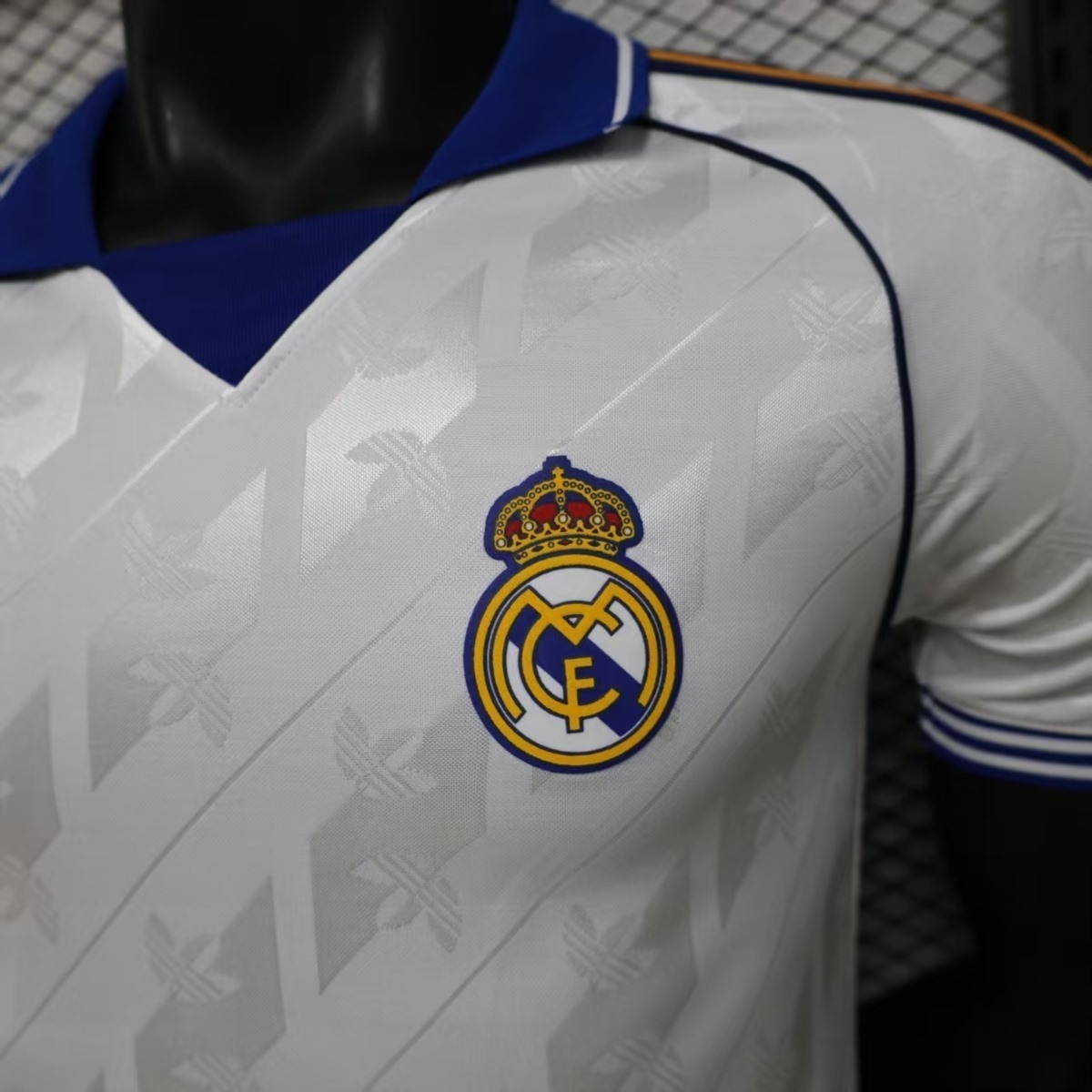 2026 Real Madrid Vintage Style jersey Player Version S-3XL detalj 5
