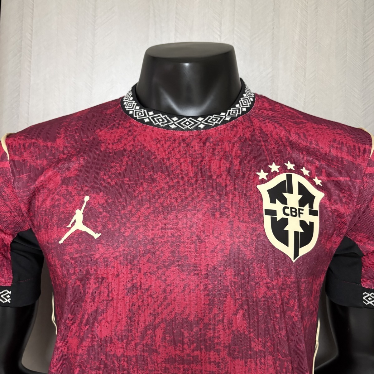 Zadnja strana: 2026 Brazil Special Edition Red Jersey Player Version S-XXL