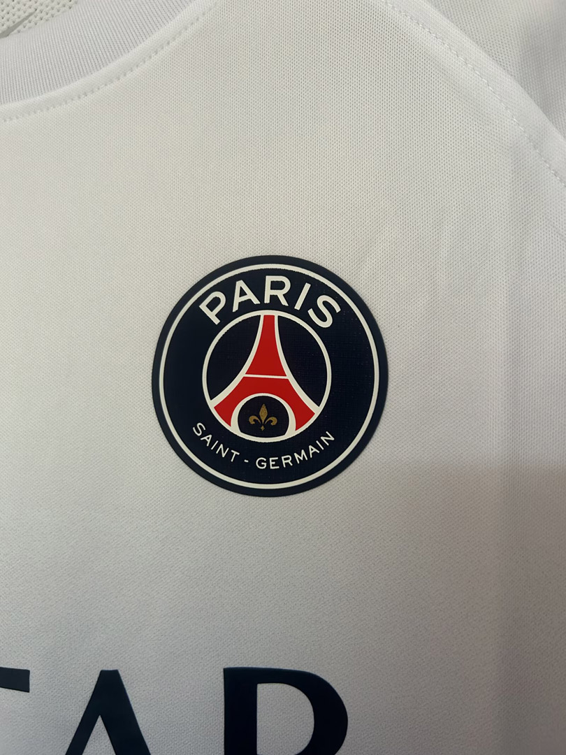 25/26 Paris Saint-Germain Champions Art by Edgar Plans Version Soccer Jersey detalj 5