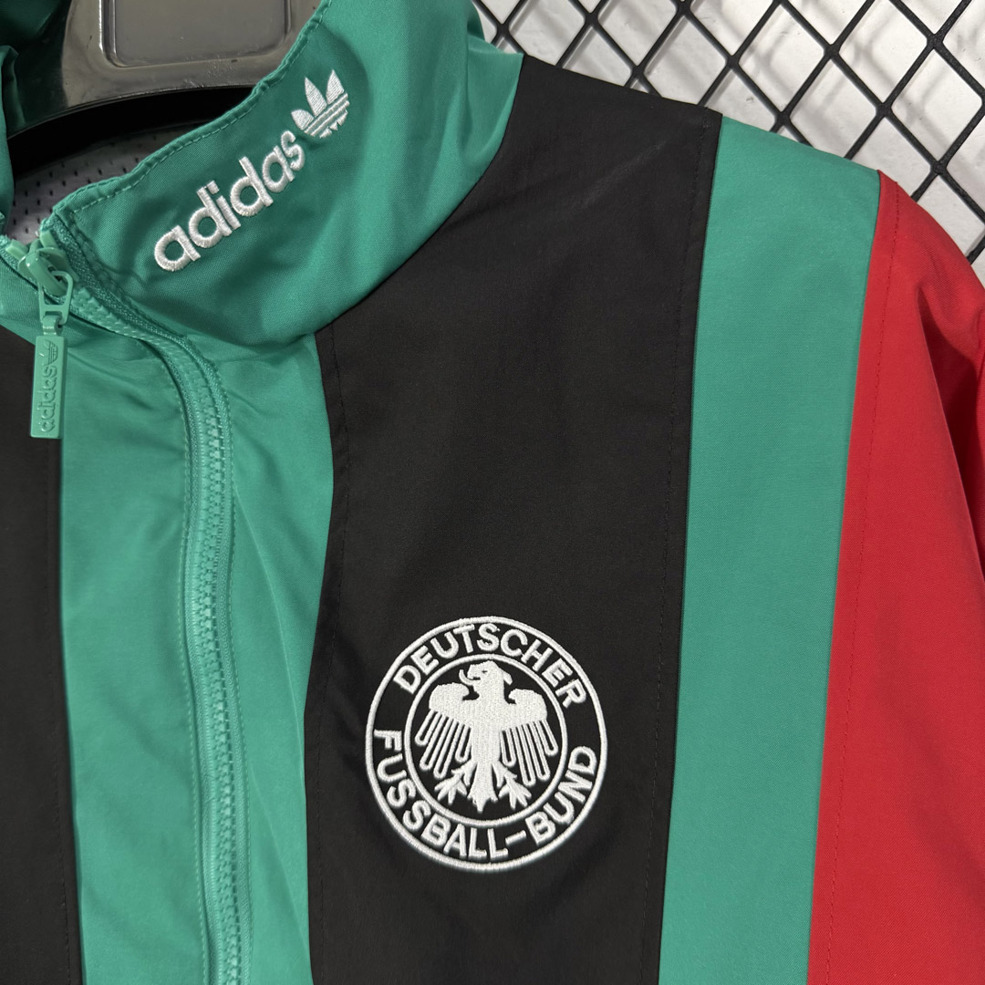 2026 Germany World Cup EQT Green Windbreaker detalj 4